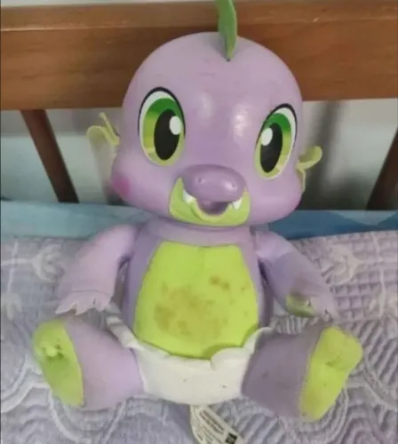Pelúcia boneco bebê dragão Spike que fala my little pony