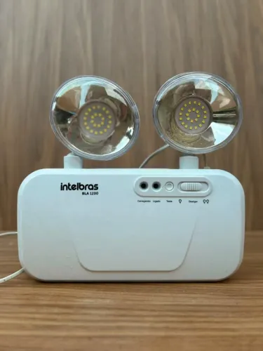 Luminária de Emergência LED Intelbras BLA 1200 - Bivolt
