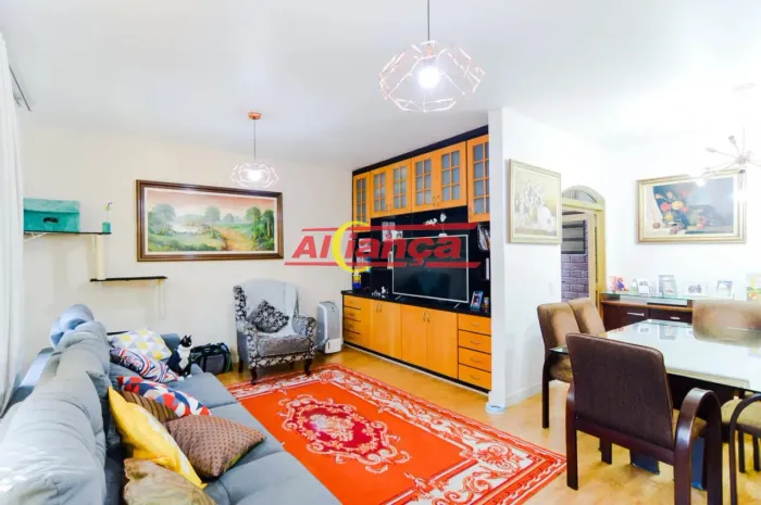 Lindo sobrado 245 m² | 4 dormitórios | 4 vagas cobertas - Vila Galvão