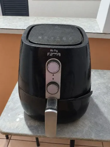 Air fryer Fama Usada funciona perfeitamente 