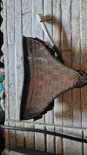 Lanterna da Yamaha R1