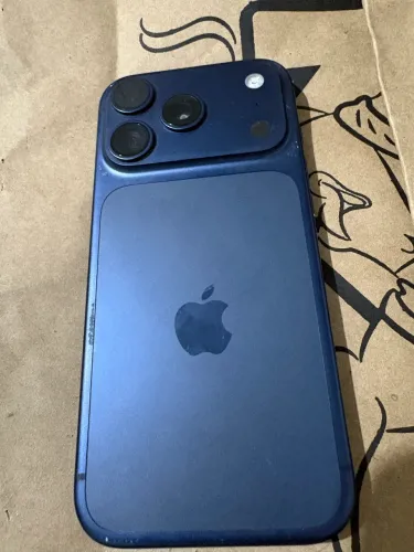 iPhone 17 Pro Azul Americano