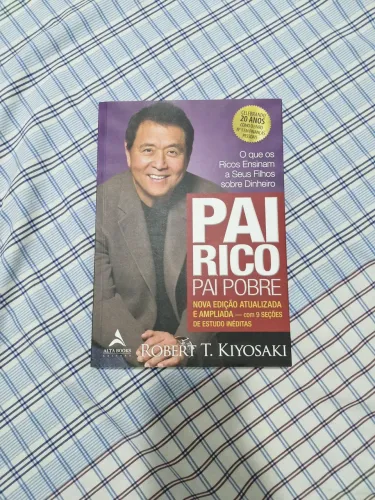 Livro "Pai Rico Pai Pobre" - Editora Alta Books - Robert Kiyosaki - Capa Mole