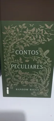 Contos Peculiares 