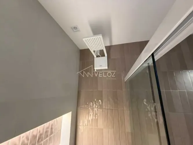Apartamento : / Residencial / Glória