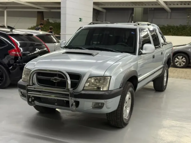 Chevrolet S10 P-up Tornado 2.8 TDI 4x2/4x4 CD Dies 2008