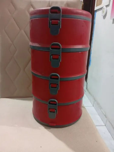 Vendo marmita no precinho 40