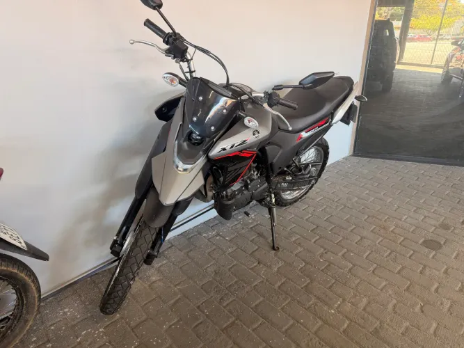 Xtz Lander 250