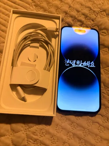 Celular iPhone 14 Pro 128Gb. Preto espacial