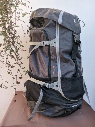 mochila quechua forclaz 90L trekking trilha montanha viagem acampamento camping