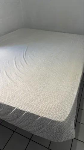 Cama Queen Size