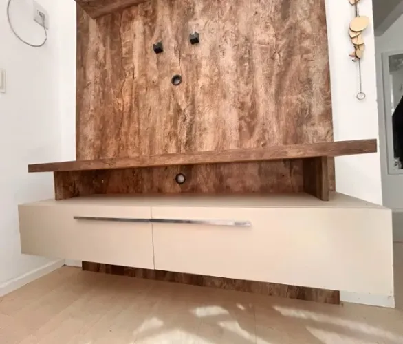 Rack com painel para televisão