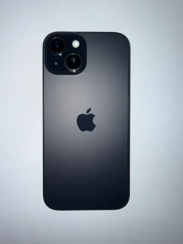 iPhone 15 - 128gb - Bateria: 91%