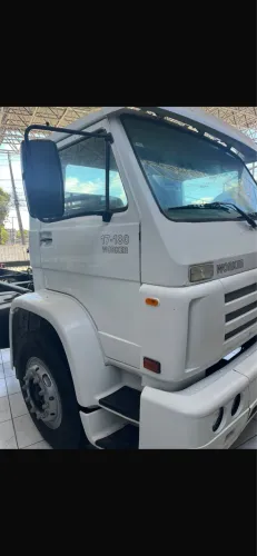 CAMINHÃO VOLKSWAGEN 17180/COM 78.000 KM ORIGINAL/NO CHASSI/CAMINHAO MUITO NOVO