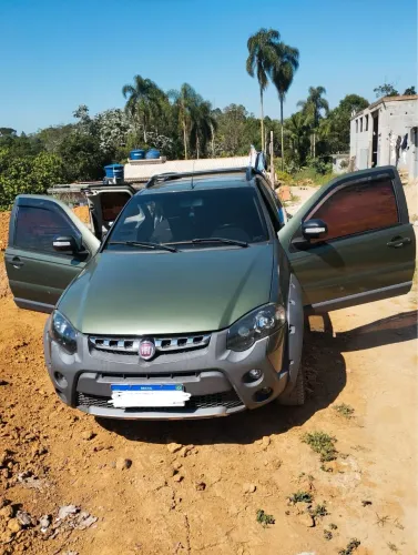 Fiat Strada Adventure1.8/ 1.8 Locker Flex CD 2015