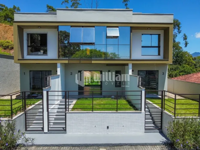 CASA COM 3 DORMITÓRIOS SENDO 1 SUÍTE NO LOTEAMENTO RESIDENCIAL SOLARIS