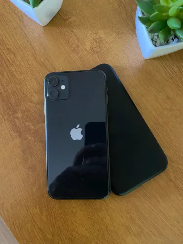 iPhone 11 128gb capa , película e carregador