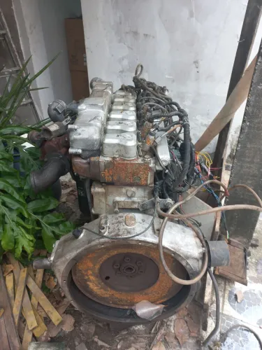Motor mwm 6 cilindros x12 eletrônicos de 260 cavalo 