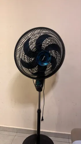 Ventilador Mallory 110v de coluna de 40cm
