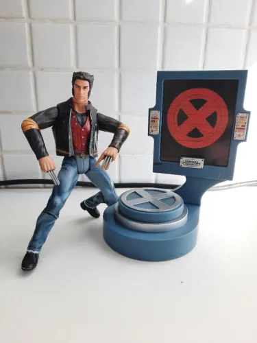 Boneco do Wolverine c/ acessório, do filme X-men de 2000