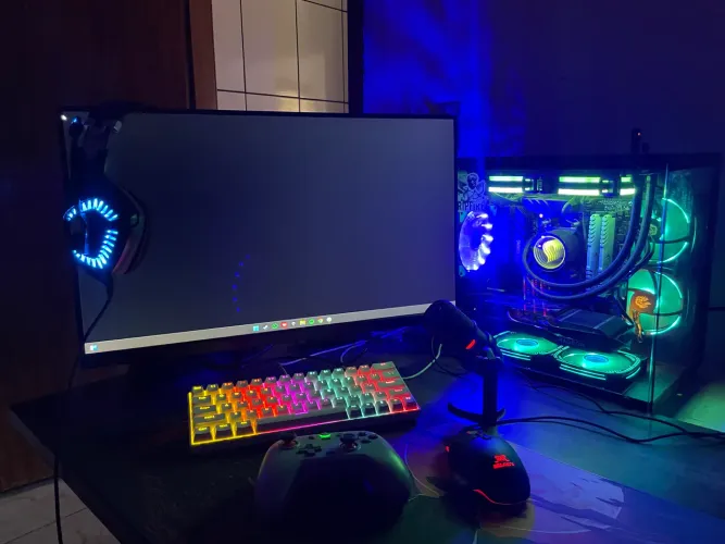 PC GAMER COMPLETO / CHEGOU USOU
