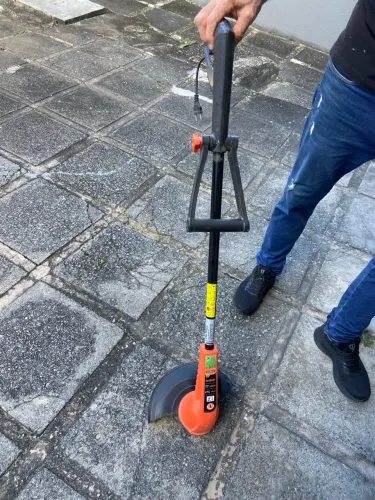 Cortador de grama