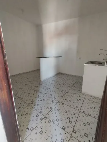 Aluga-se kitnet ao lado norte shopping