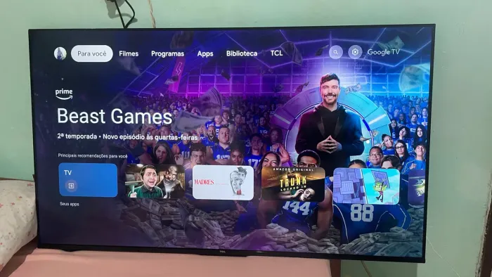 Tv com defeito para retirada de peça.