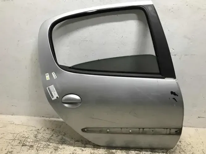 Porta Traseira Peugeot 207 Ptd10744 Traseira Direito/prateado Prateado