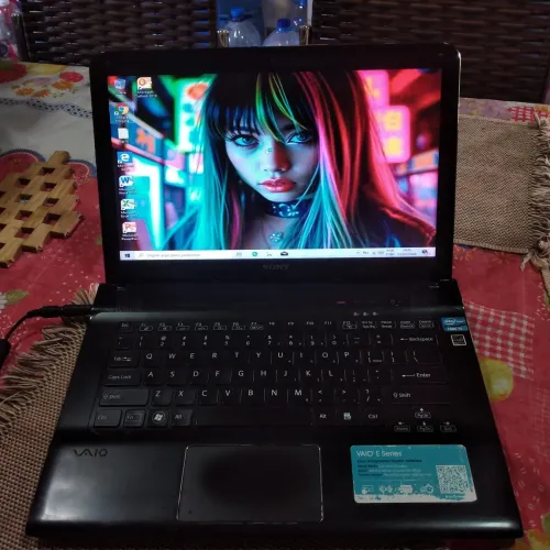 NOTEBOOK SONY VAIO CORE I5 / 6 DE RAM/ HD DE 750GB/ WINDOWS 10 ENTREGO
