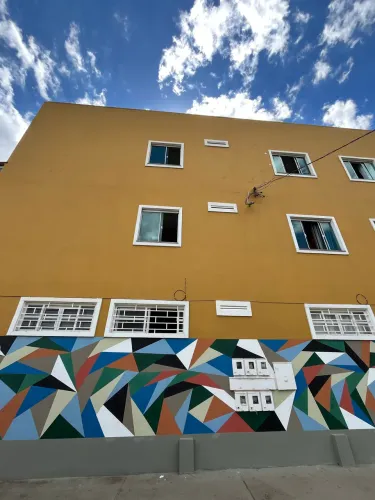 Aluga-se apartamento