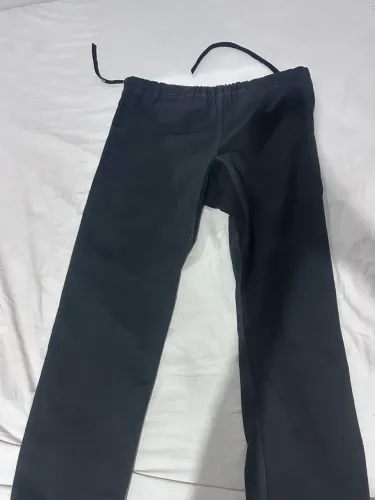 Kimono Jiu-jitsu Krieger Preto TAM A1 (USADO, EXCELENTE ESTADO)