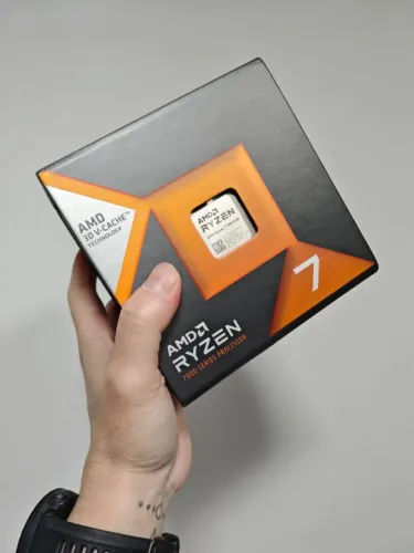 Processador AMD AM5 Ryzen 7 7800x3D (novo) - @LJCEletro