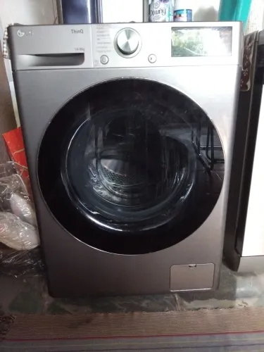 Vendo máquina lavar  e secar  motivo viagem 