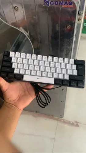 TECLADO GAMER: super silencioso na caixa nunca usado ?