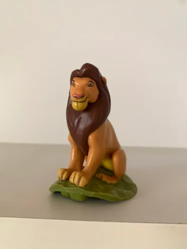 Boneco rei leão mufasa