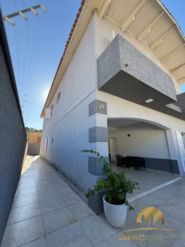 Casa À Venda em Piracaia