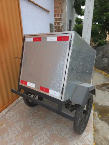 Reboque pra moto ?