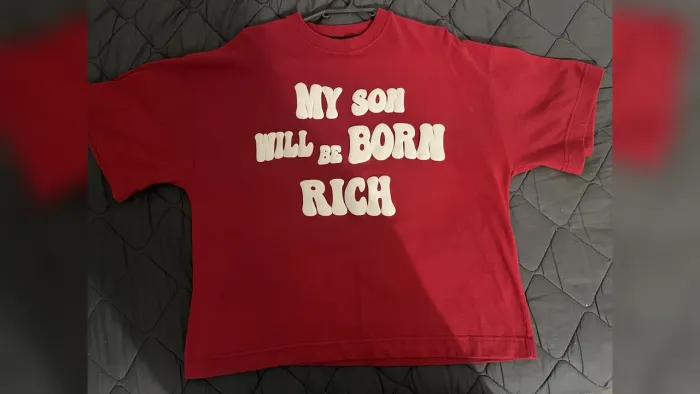 Camiseta tears my son will be born rich 