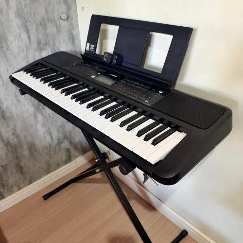 Teclado musical yamaha 61 teclas