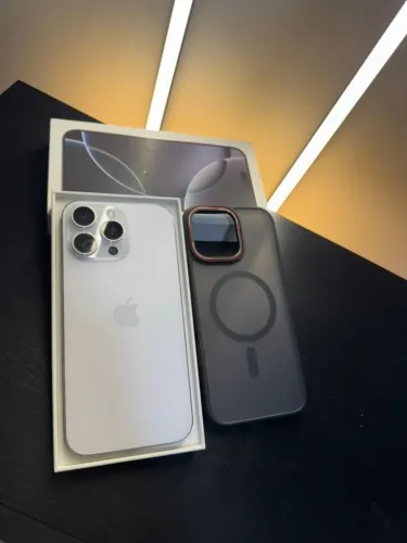 iPhone 16 Pro Max | 256GB | Branco