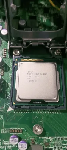 Intel Xenon 1220 soket 1155