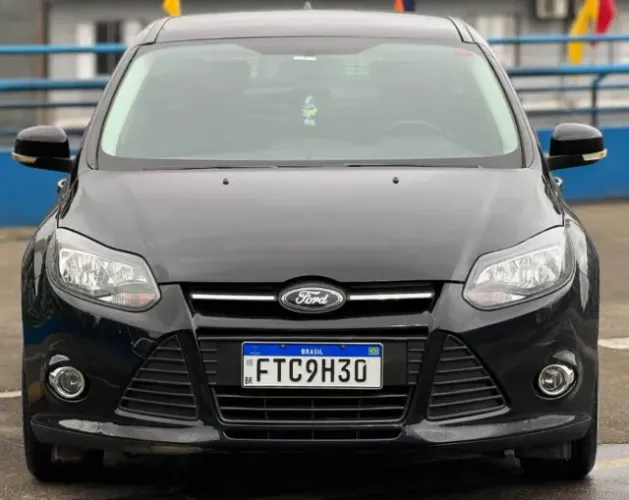 Ford Focus 1.6 S/se/se Plus Flex 8v/16v 5P 2014