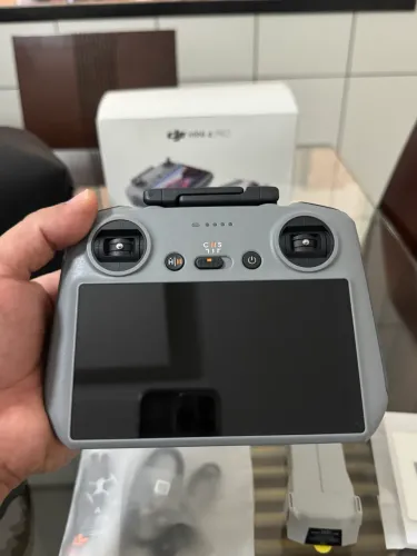 CONTROLE COM TELA RC2 ORIGINAL DJI - IMPECÁVEL