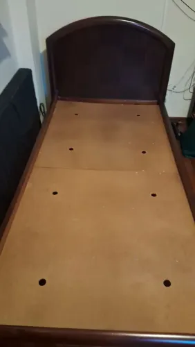 CAMA DE SOLTEIRO MOGNO