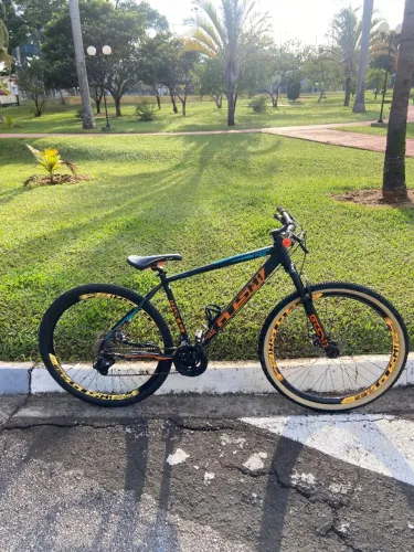 Bicicleta GTS M1 Advanced Aro 29 ? Pouco Usada