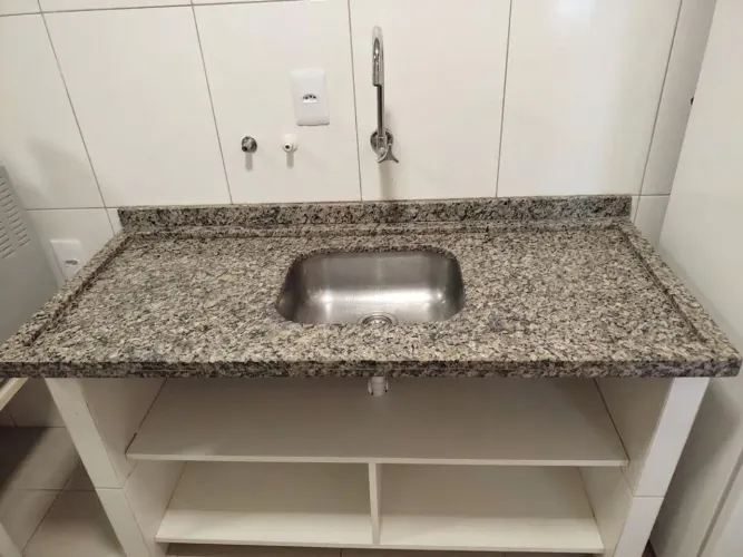Pia de cozinhar cozinha e granito para mesa