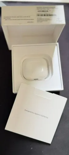 AirPods 4 (ANC) Modelo A3055 com garantia até agosto 2026