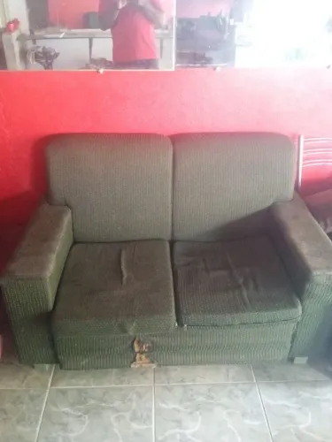 Estou vendo geladeira e sofa