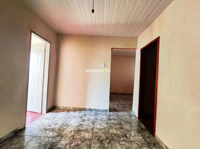 Duas casas no mesmo terreno (Bairro Santa Cruz) Quase 500 m²!